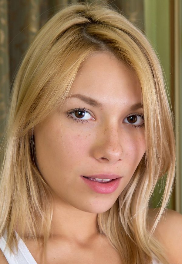 Алла, 36